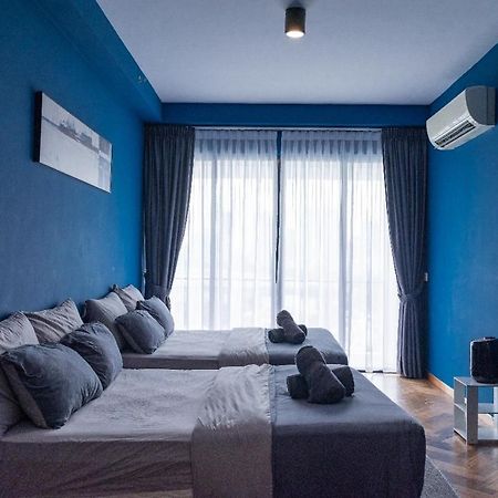 Deluxe Seaview Suite Twin Bed By The Only Bnb Tanjung Tokong المظهر الخارجي الصورة